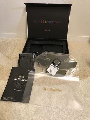 3D Shaperの箱の中身確認の写真